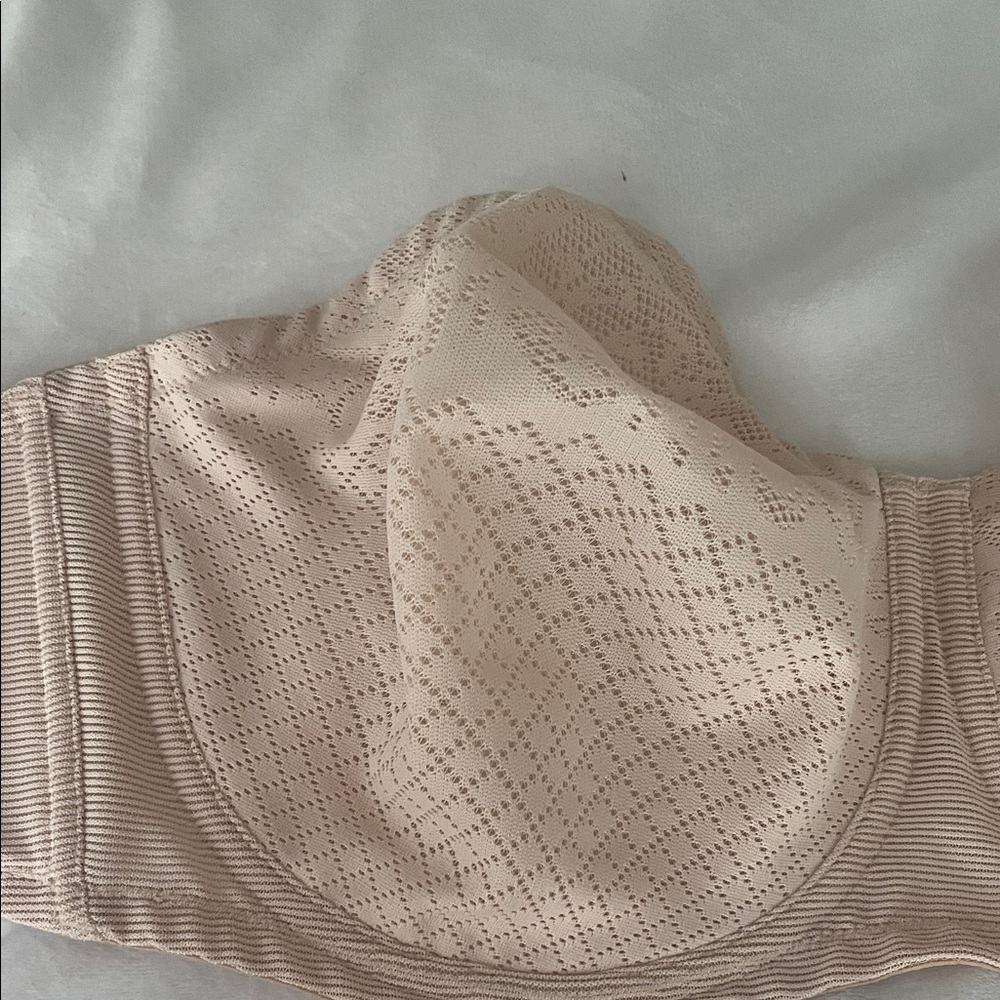 Strapless Wacoal Lace Beige Bra 38DD